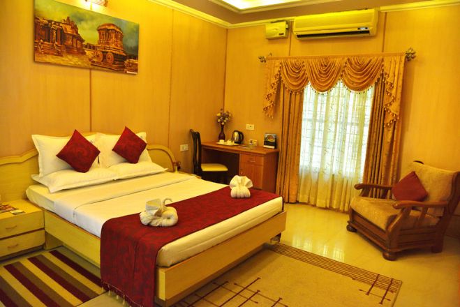 KSTDC Hotel Mayura Bhuvaneshwari Kamalapur-1